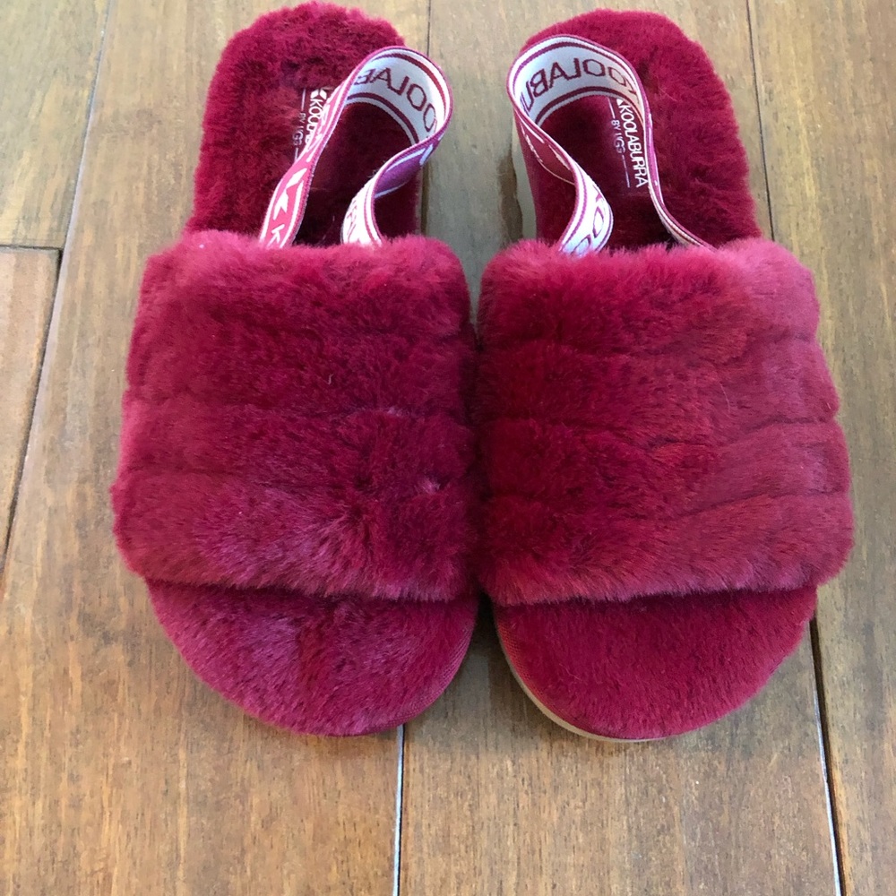 NWOT UGG sandals